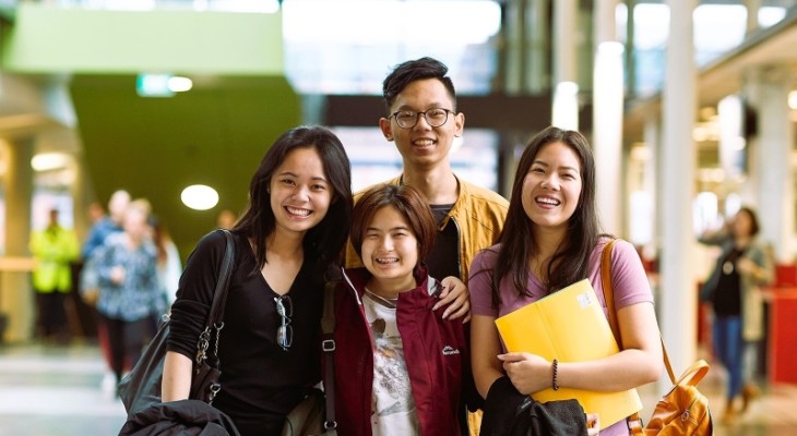 পরিবার নিয়ে নিউজিল্যান্ডে পড়াশোনার সুবিধা